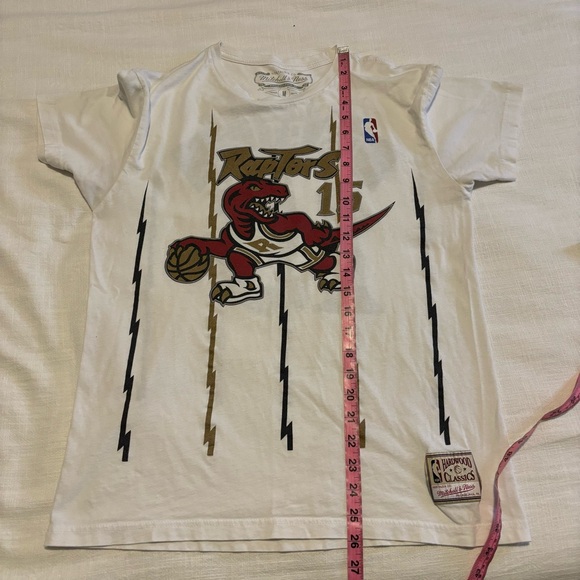 Men’s Mitchell & Ness Toronto Raptors Vince Carter Tee - Picture 8 of 9